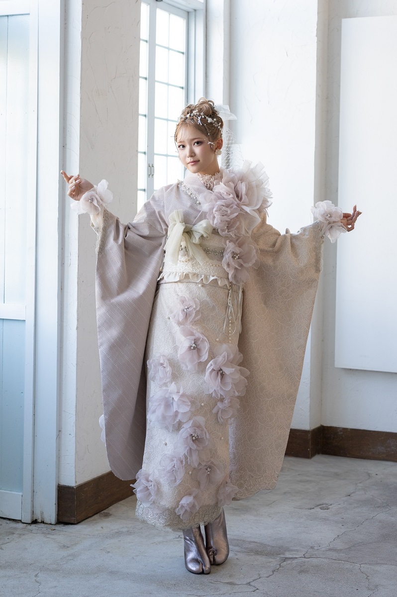 デザイン振袖 「リューサ・ローズ」DK-004A ピンク - 画像 (2)