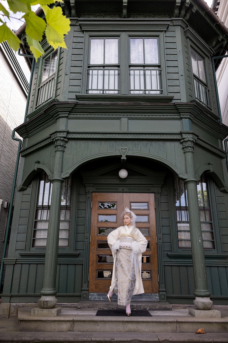 デザイン振袖 DK-003B 「リューサ・ローズ」-メタルレースタイプ- - 画像 (7)