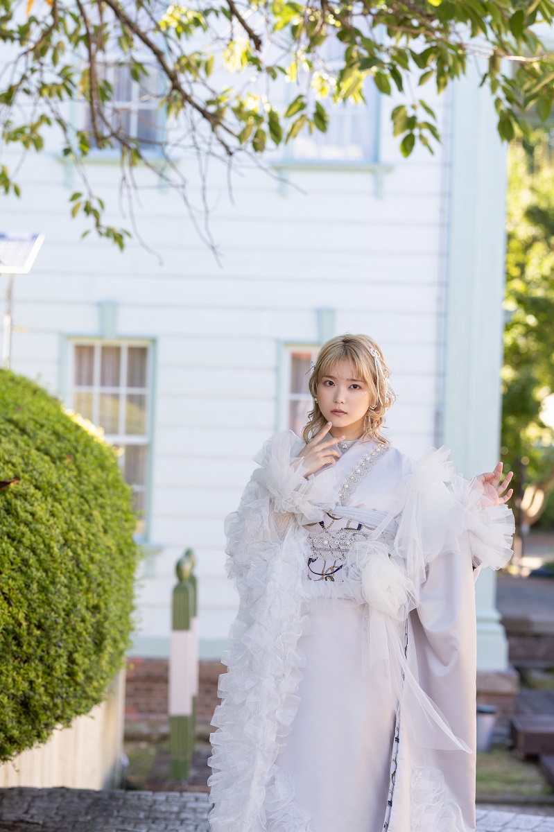 デザイン振袖 DK-001A 「リューサ・ローズ」-片袖シースルー・レースタイプ- - 画像 (5)