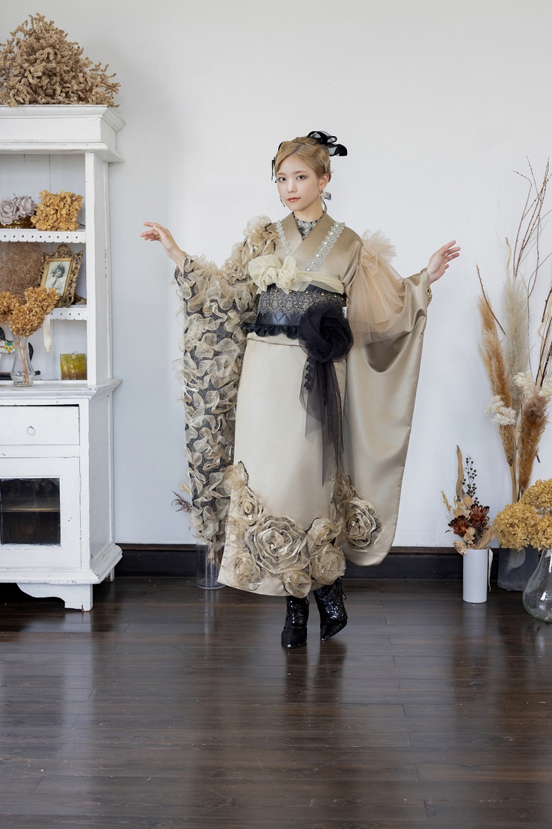 デザイン振袖 DK-001B 「リューサ・ローズ」-片袖シースルー・レースタイプ- - 画像 (3)