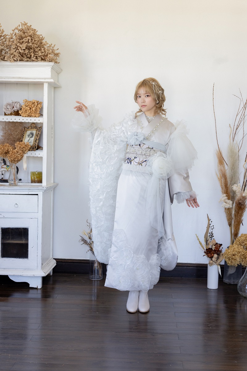 デザイン振袖 DK-001A 「リューサ・ローズ」-片袖シースルー・レースタイプ- - 画像 (2)