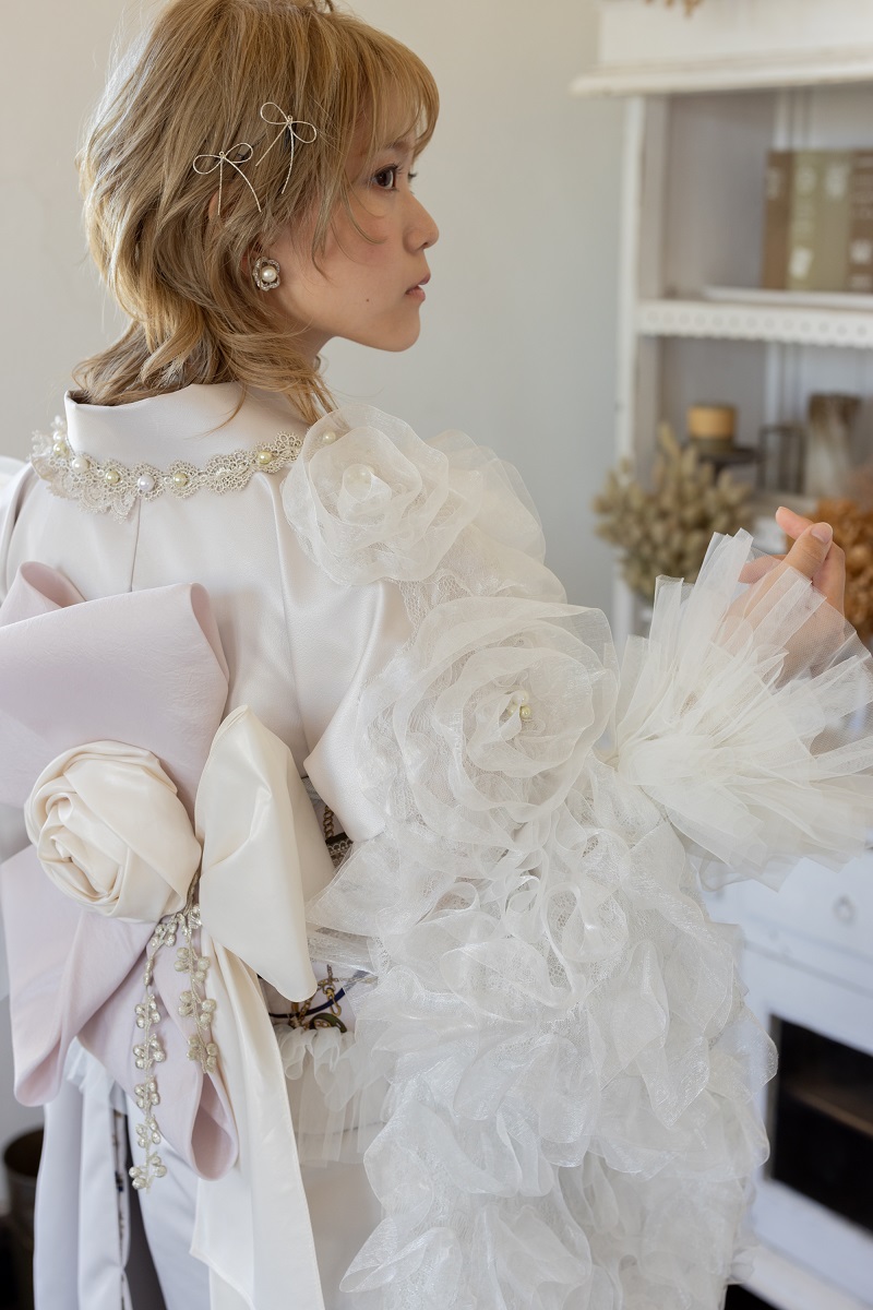 デザイン振袖 DK-001A 「リューサ・ローズ」-片袖シースルー・レースタイプ- - 画像 (26)