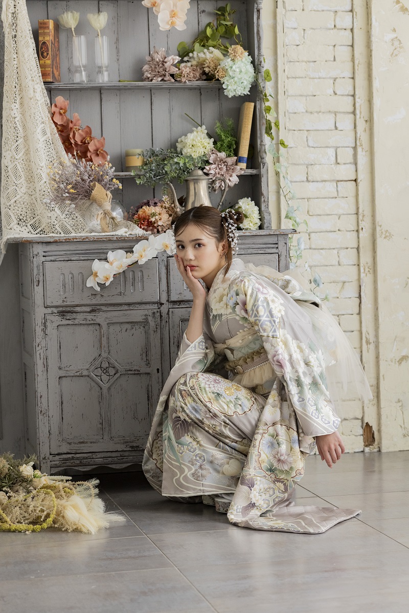 正絹振袖ラフィネモカ RF-34 -トラッド-グレージュ - 画像 (4)