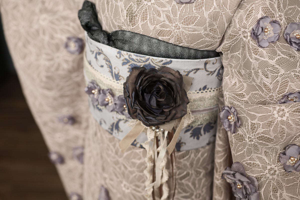 【ｱｳﾄﾚｯﾄ】合繊振袖ラフィネモカ GF-55 -フィオラ・ドール- - 画像 (9)