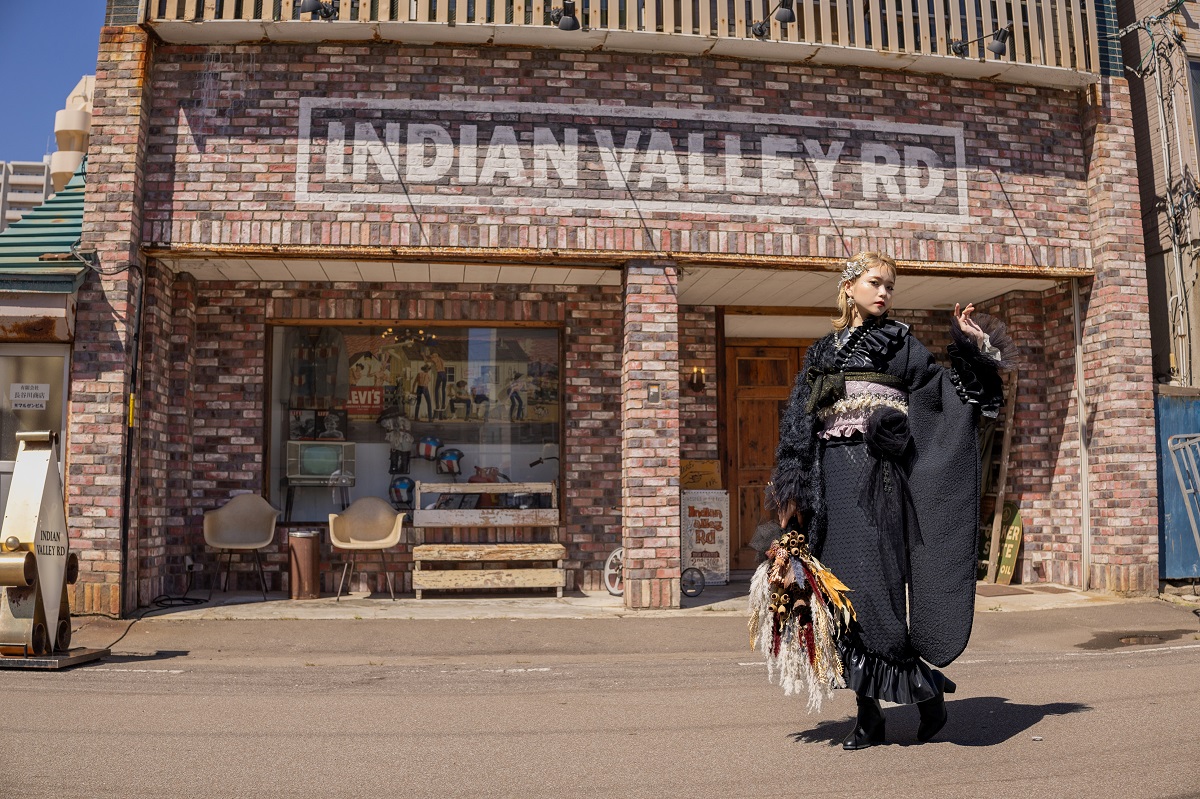 デザイン振袖 DK-002B 「リューサ・ローズ」-フリル&シャギータイプ- - 画像 (24)