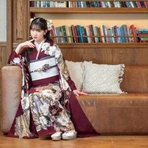 2025正絹振袖 　Sacra -らぶとーん- 　811