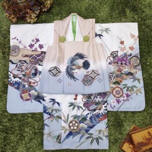 【現品限り】陽気な天使 「光」3歳男児被布アンサンブル 「RF2302-3ｈ」 【白ｸﾞﾚｰ×ｸﾘｰﾑｸﾞﾚｰ】