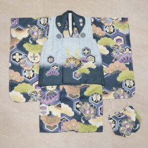 【受注品】3歳男児被布アンサンブル　兜　No,「花うさぎRS2408-3d」