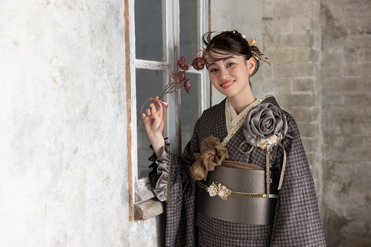 合繊振袖ラフィネモカ GF-81　ピエ ド プール【ｶｰｷ】 - 画像 (8)