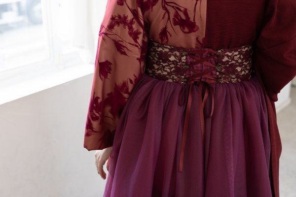 ﾗﾌｨﾈﾓｶ二尺袖/ﾄﾞﾚｽ袴　ロゼ・シルエットRM-207/RH-105【ﾎﾞﾙﾄﾞｰ/ﾎﾞﾙﾄﾞｰ】 - 画像 (9)