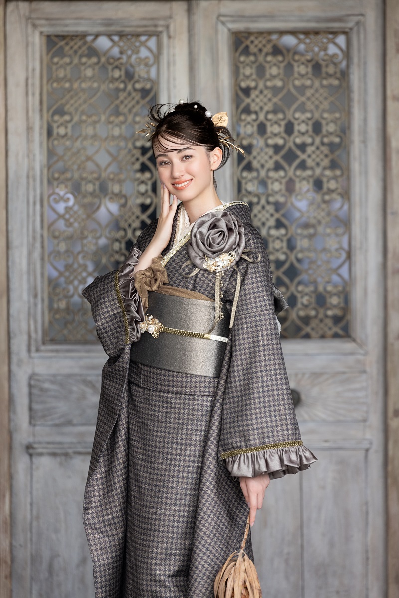 合繊振袖ラフィネモカ GF-81　ピエ ド プール【ｶｰｷ】 - 画像 (11)