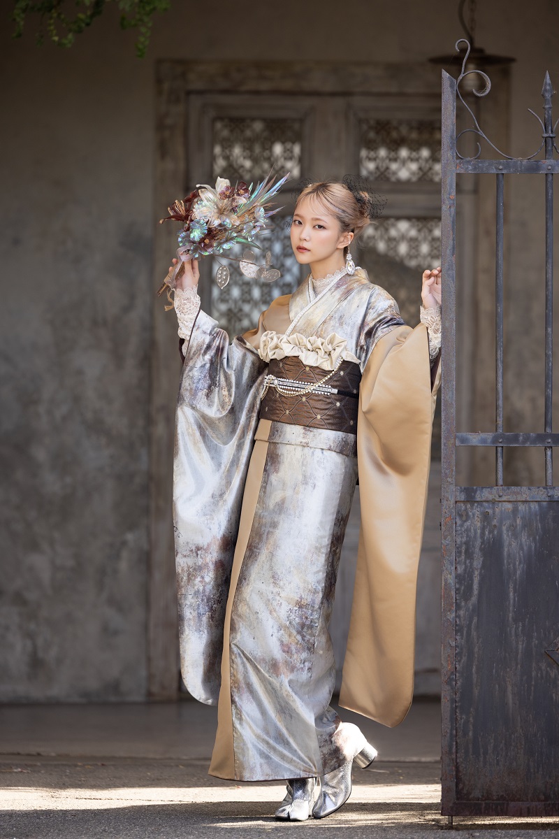 合繊振袖ラフィネモカ GF-85　ブルックリン・ゴールド【ﾎﾜｲﾄ】 - 画像 (13)