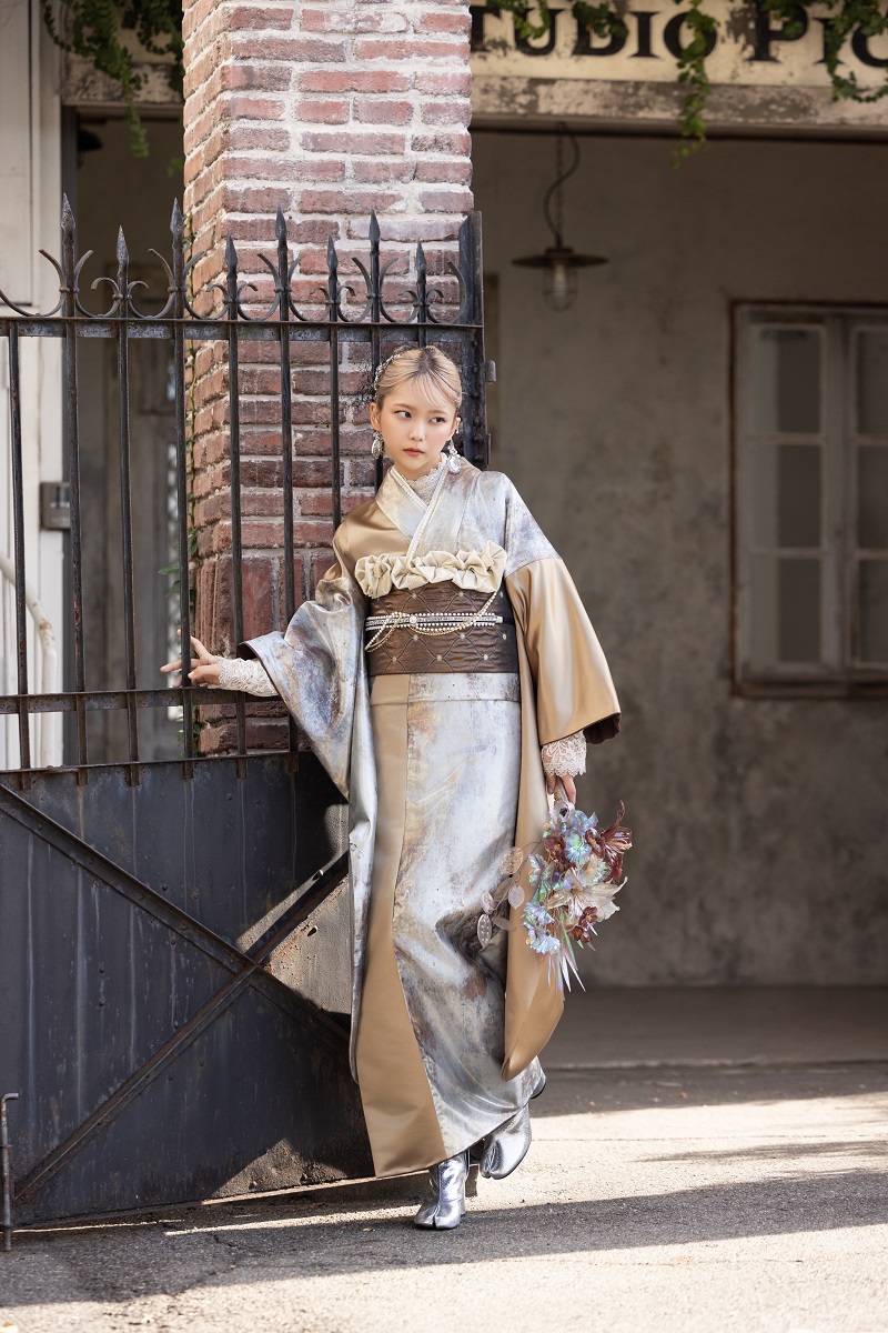 合繊振袖ラフィネモカ GF-85　ブルックリン・ゴールド【ﾎﾜｲﾄ】 - 画像 (17)