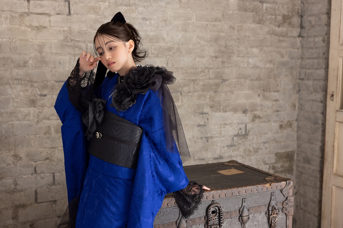 合繊振袖ラフィネモカ GF-83 ヴィクトリアンブルー【ロイヤルブルー】 - 画像 (16)