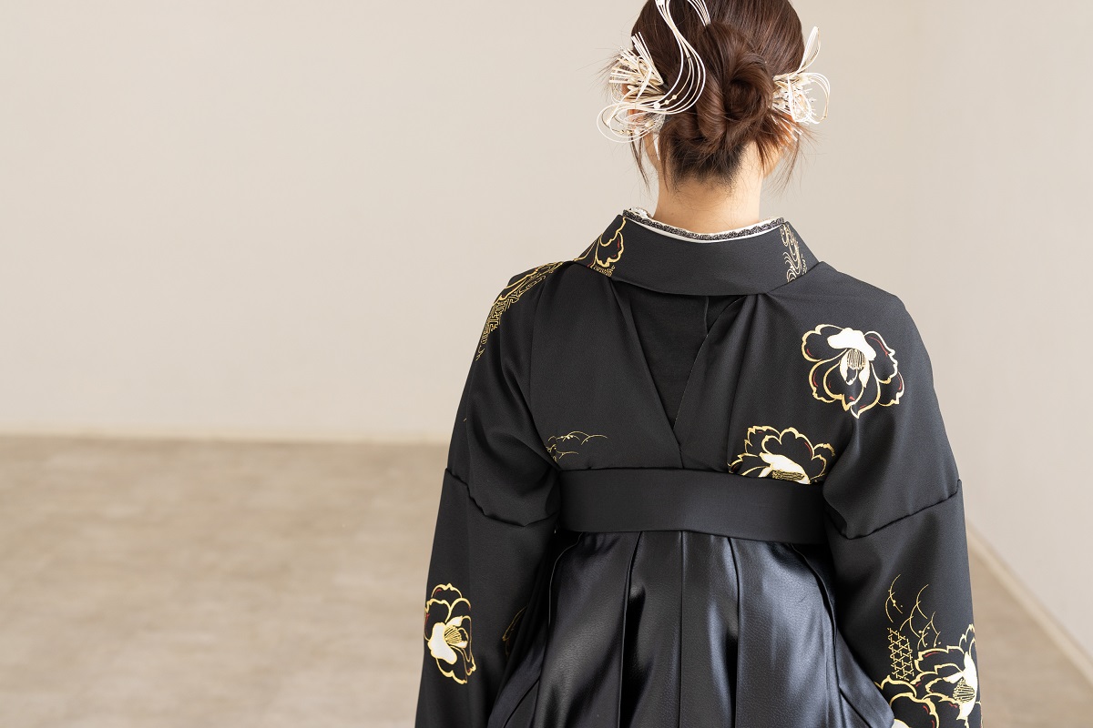 ラフィネモカ二尺袖/卒業袴 金彩クラシカルRM-193/RH-111【ブラック/ブラック】 - 画像 (13)