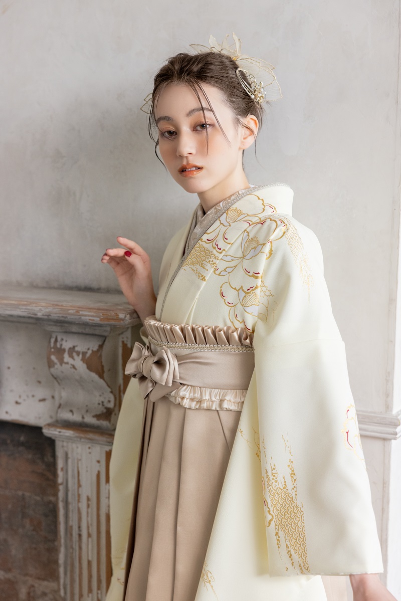 ラフィネモカ二尺袖/卒業袴 金彩クラシカルRM-203/RH-113【ホワイト/ゴールド】 - 画像 (7)