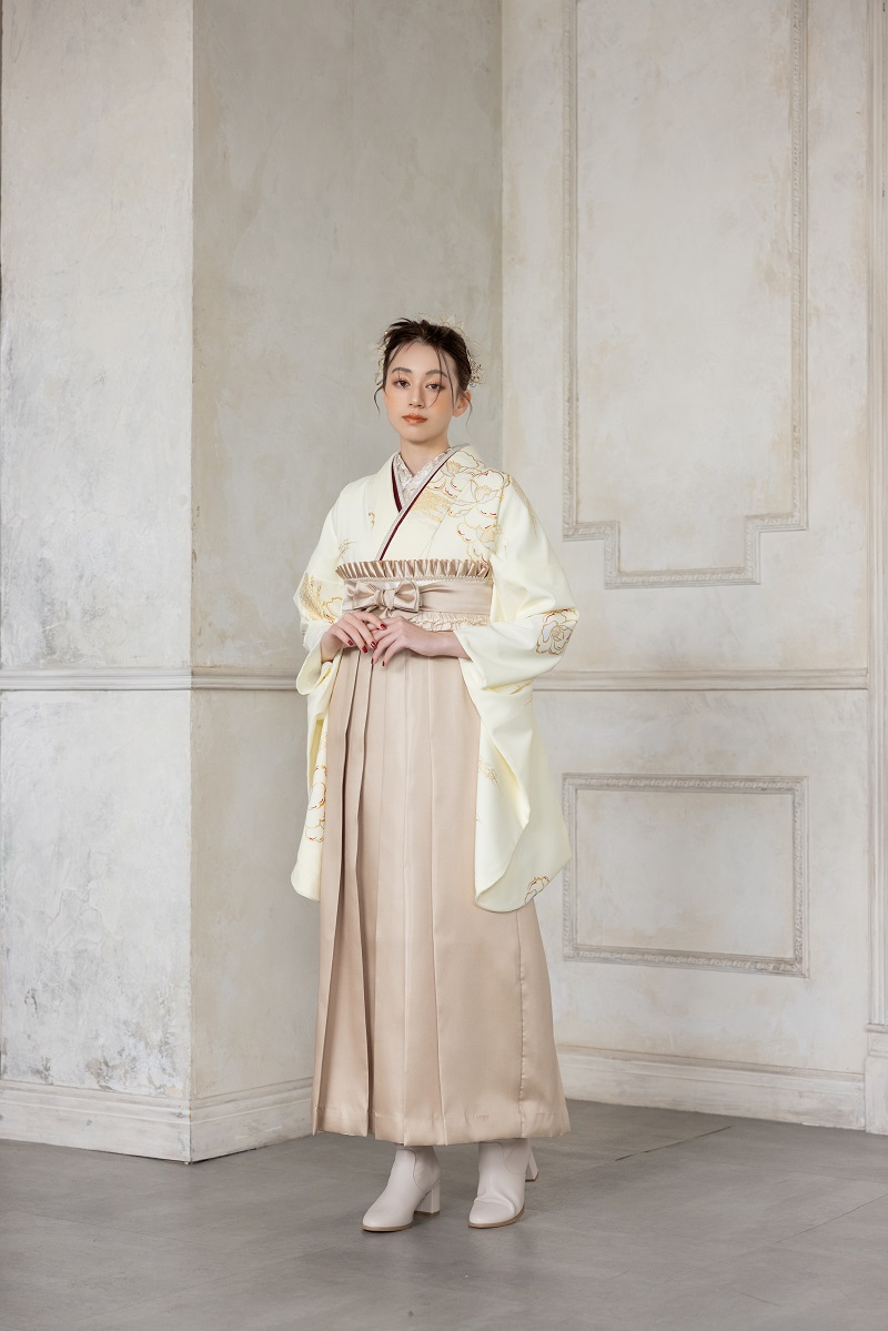 ラフィネモカ二尺袖/卒業袴 金彩クラシカルRM-203/RH-113【ホワイト/ゴールド】